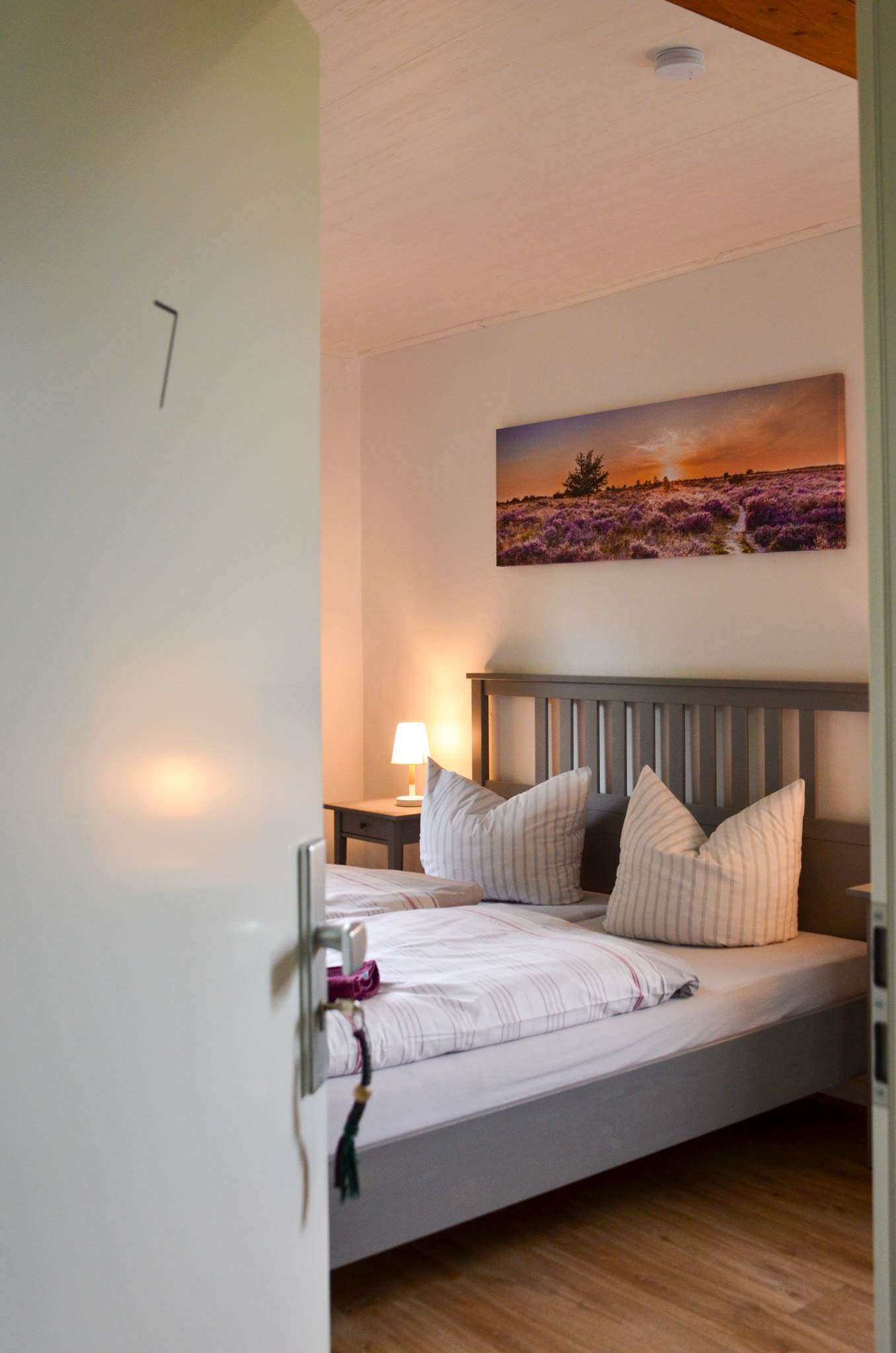 Doppelzimmer mit Sitzgelegenheit in ruhiger Lage